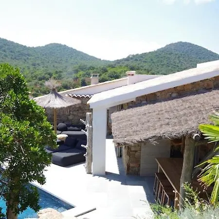 La Bergerie De Fautea Hotel *